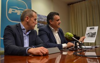 Alfredo Aguilera y J.M. García Ballestero esta mañana en rueda de prensa