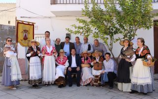 Fernando Manzano junto a miembros del PP en Torreorgar en la celebración del Día de la Mancomunidad