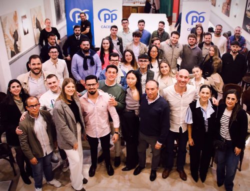 NNGG Cáceres coge fuerzas en un encuentro con jóvenes concejales y alcaldes