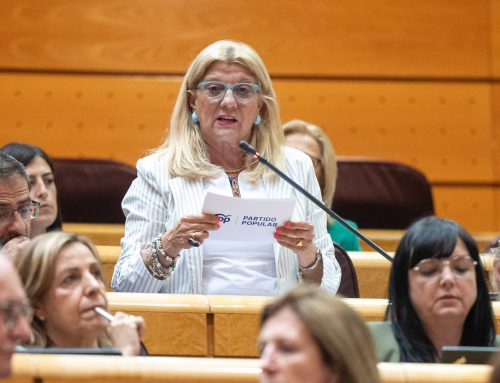 La Senadora Dolores Marcos exige a Puente que “no borre a los pueblos extremeños” del nuevo mapa de autobuses