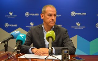 Alfredo Aguilera, Portavoz del PP en la Diputación de Cáceres