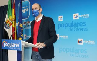 El Portavoz del PP en la Diputación de Cáceres, José Ángel Sánchez Juliá