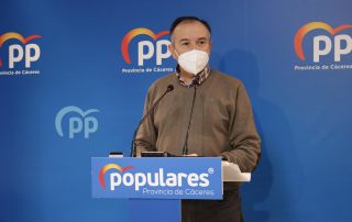 El Presidente provincial del PP de Cáceres, Laureano León